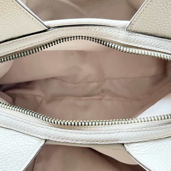 Coach Edie 31 Shoulder Bag – Chalk Pebbled Leather Silver & Gold Rivets /Dustbag - Picture 13 of 16